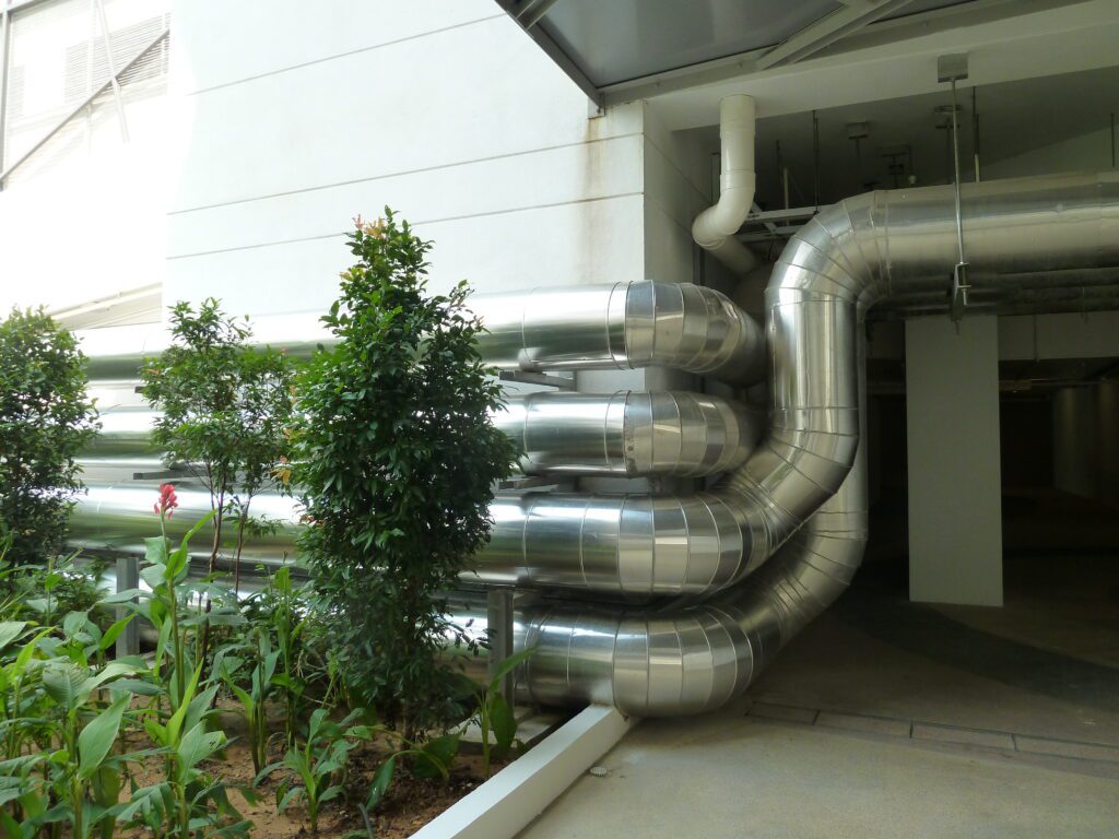 Solar thermal system for UWC Singapore