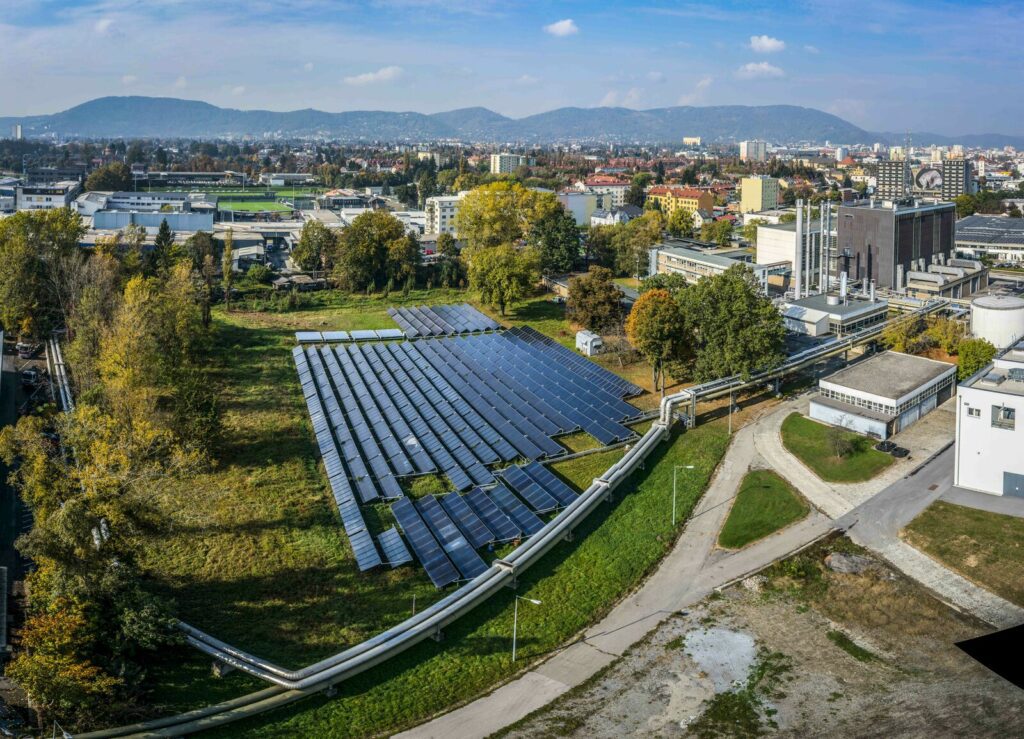 Solar thermal collector field in Graz